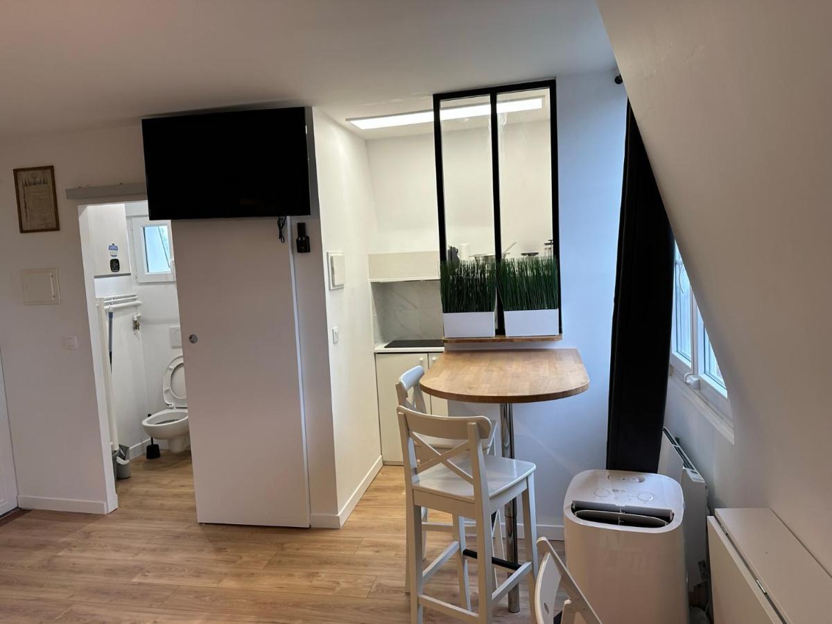 Apartment Sceaux - De Charme Dans Maison